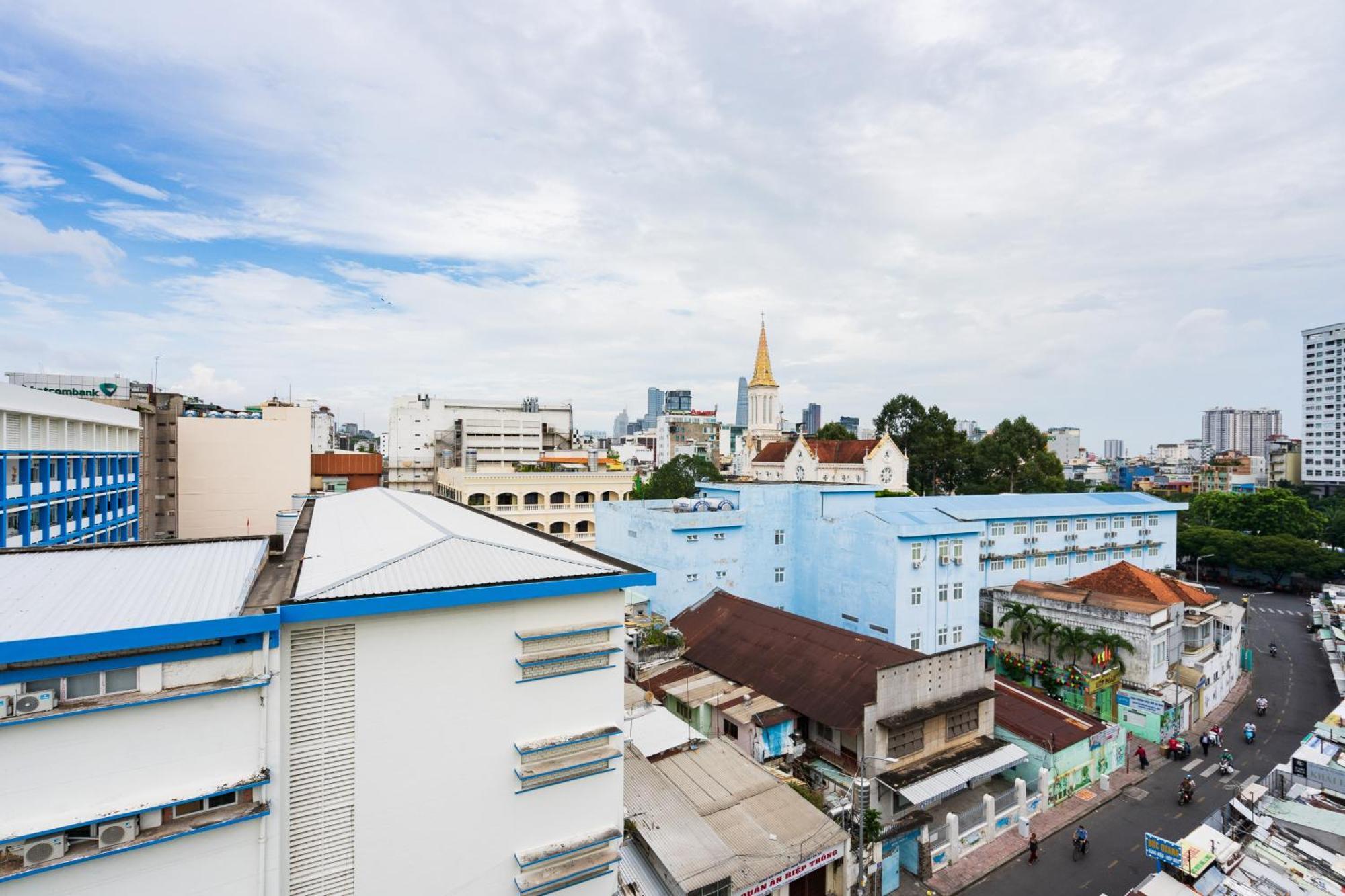 Luong Huu Khanh Homestay - Centre District 1 Хошимін Екстер'єр фото