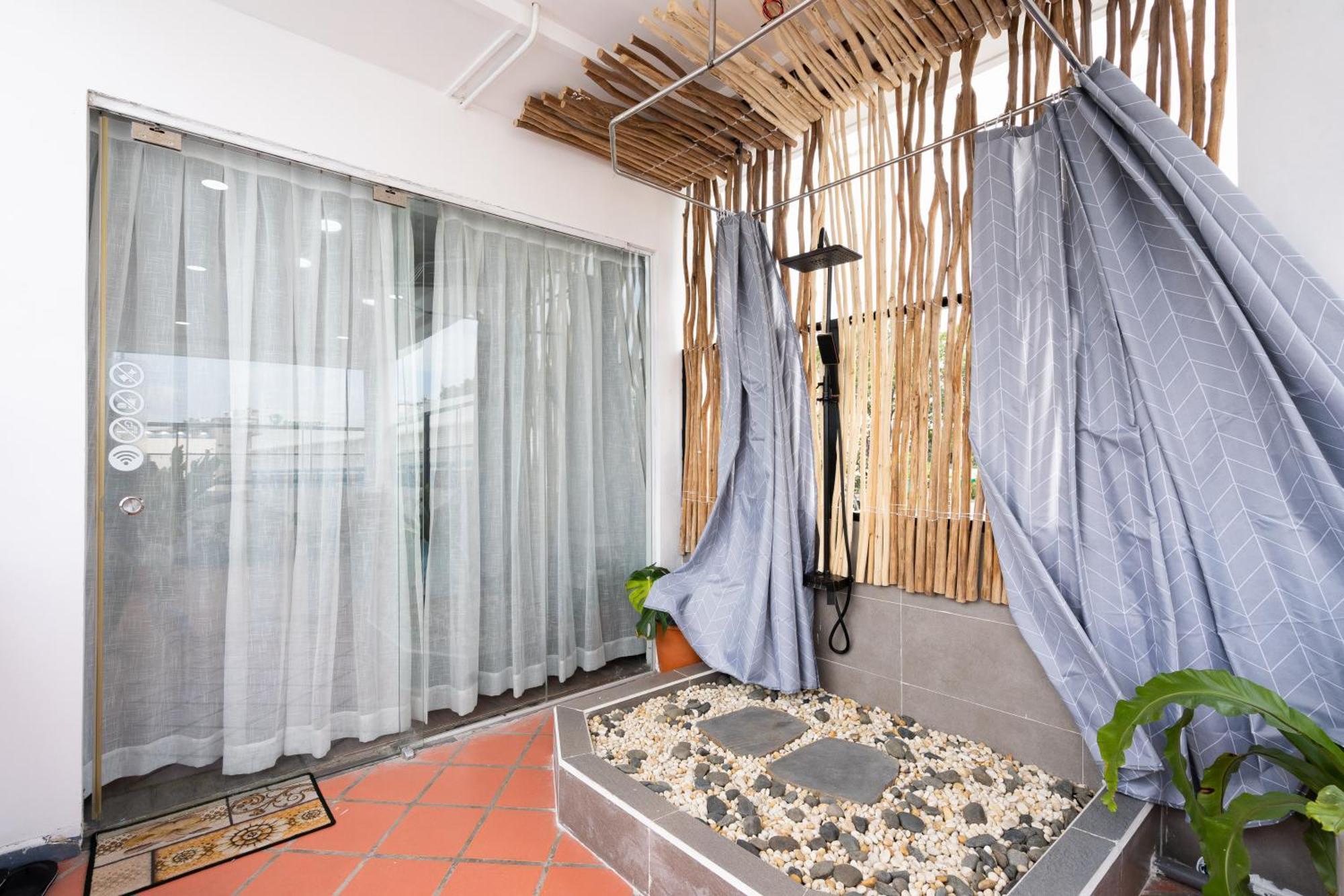 Luong Huu Khanh Homestay - Centre District 1 Хошимін Екстер'єр фото